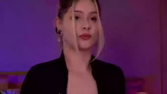bella-lloyd