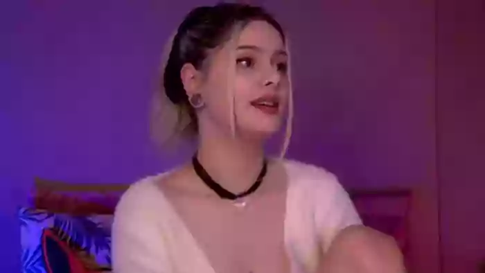 bella-lloyd