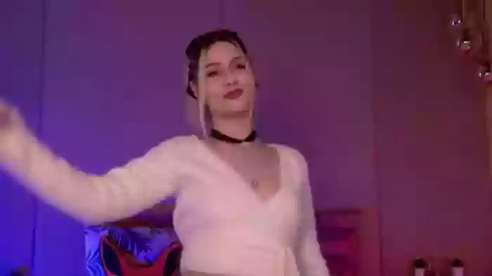 bella-lloyd