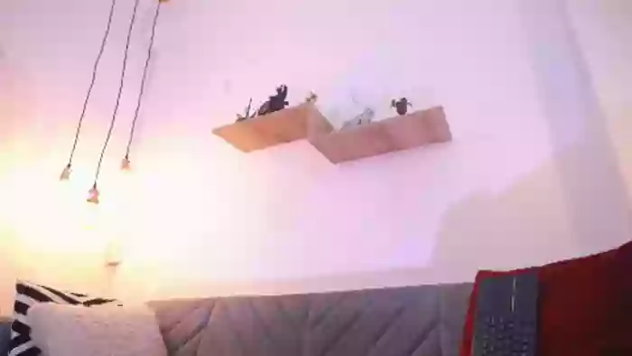 mia-geller