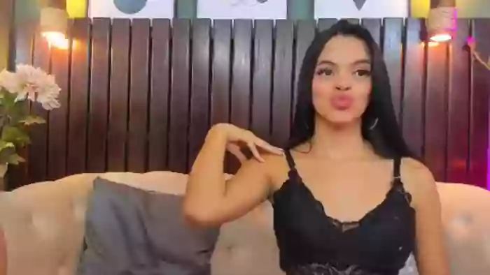 sarah-and-nicolle