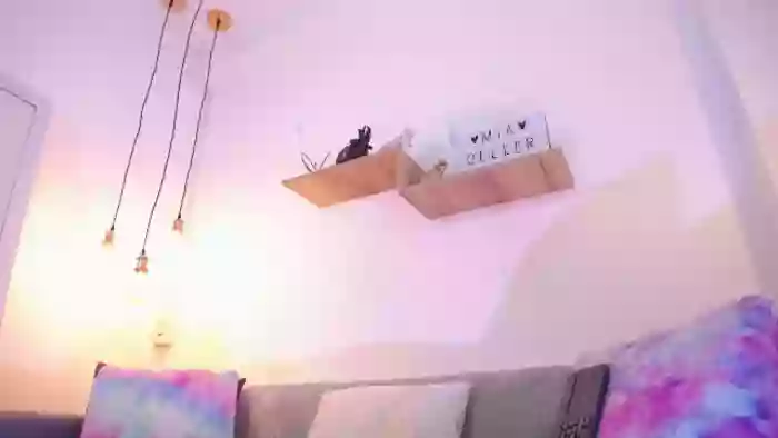 mia-geller