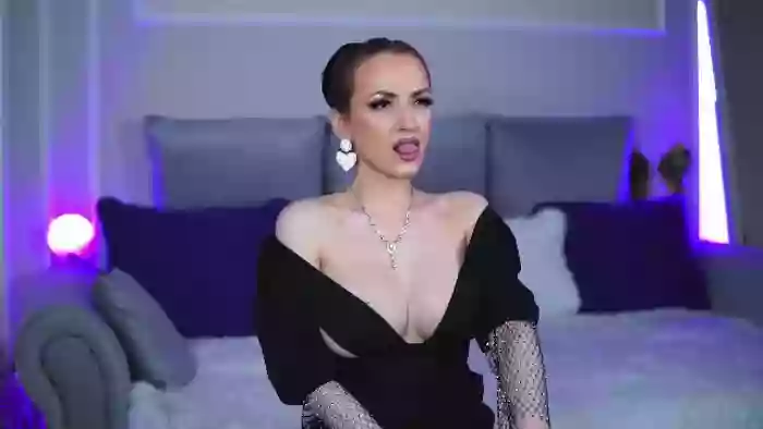 ava-reeves