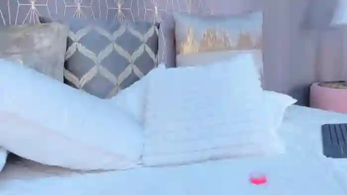 chloe-bonnet