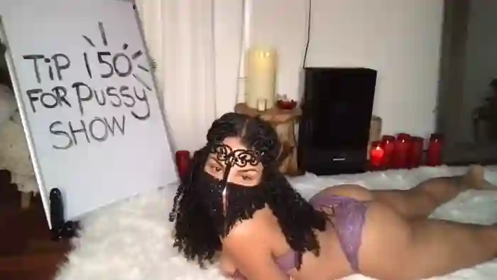 zara-curlsx