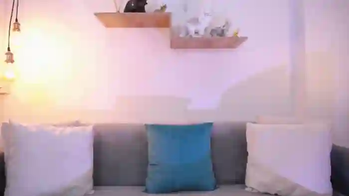 mia-geller