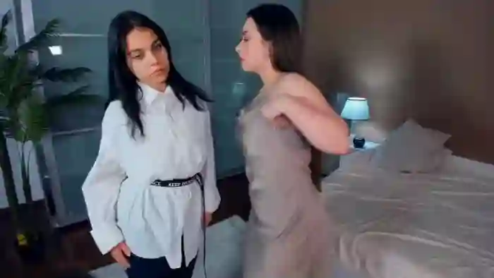 quenna-hemmings-and-aisly-carleton