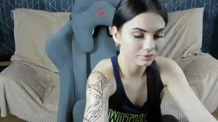 emma-cutem