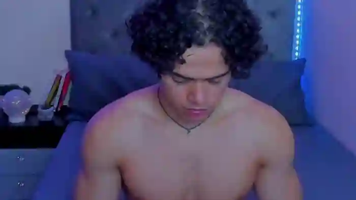 travis-lewis