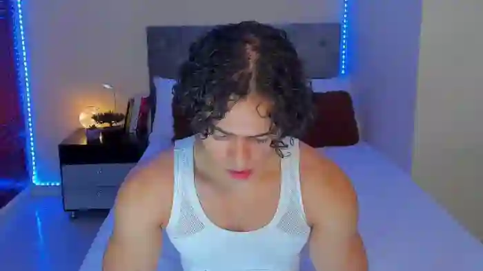 travis-lewis