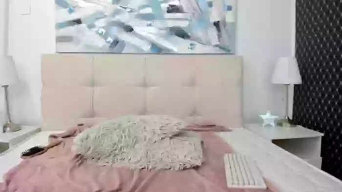 ArianaCross
