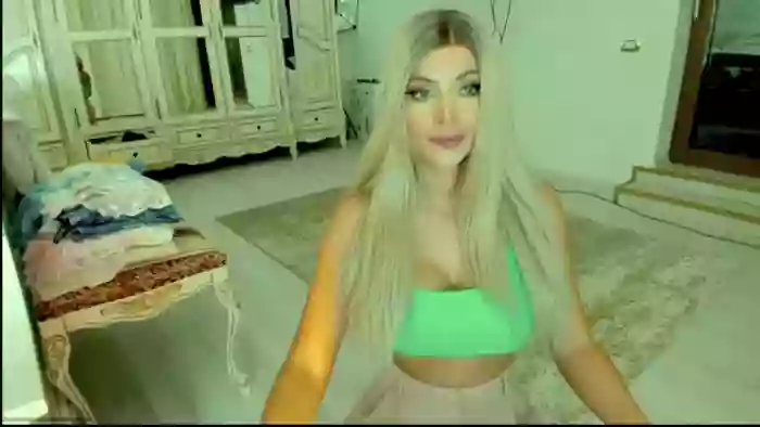NicoleHottiy