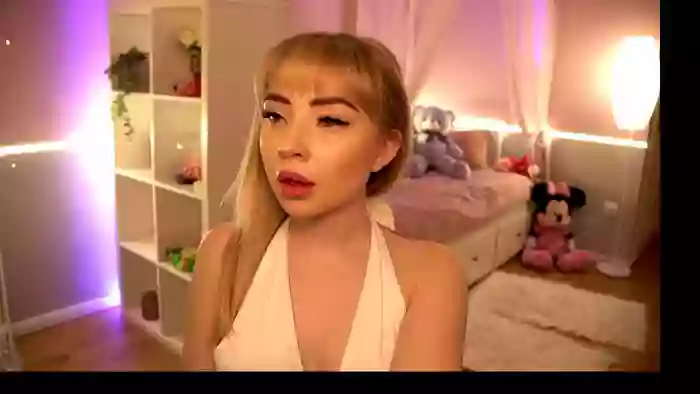 Blondebbygirl