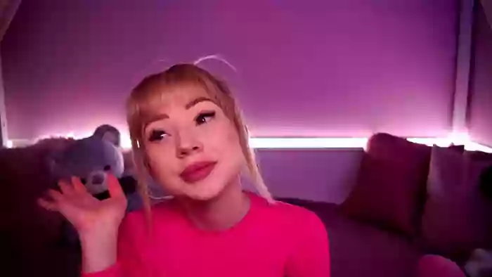 Blondebbygirl
