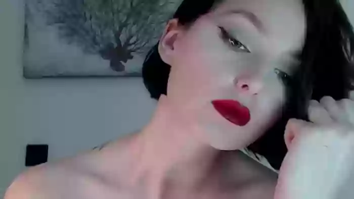 Red_Lips_Girl