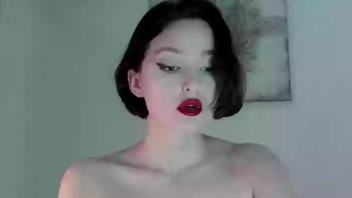 Red_Lips_Girl