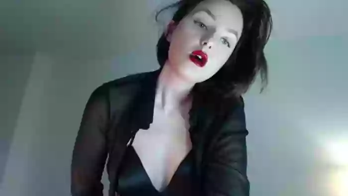 Red_Lips_Girl