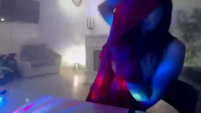 PoppyNaked