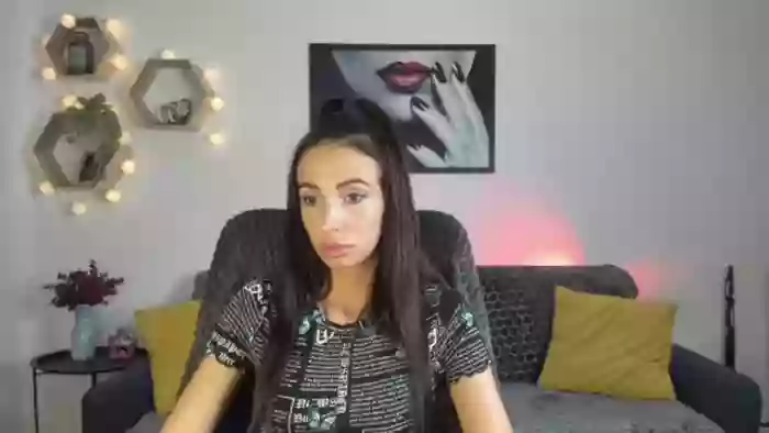 Adria_Rae18