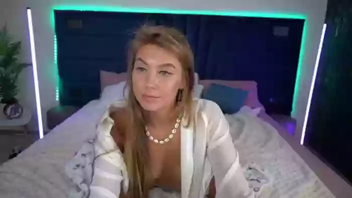 BaliSurfGirl