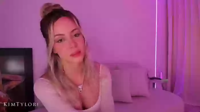 KimTylor_