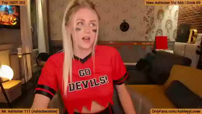 AshleyyLovee