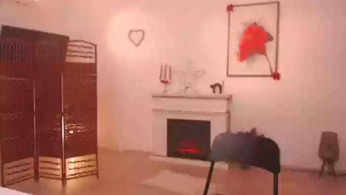 PoppyNaked
