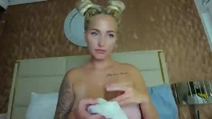 Happy_Yulia