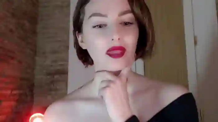 Red_Lips_Girl