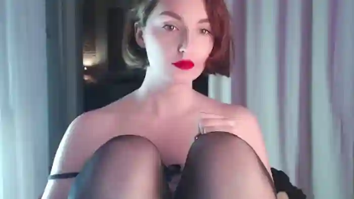 Red_Lips_Girl