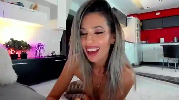 SmileyTinaa