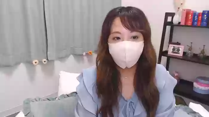 YURI3m