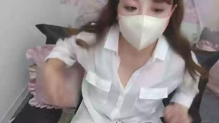 YURI3m