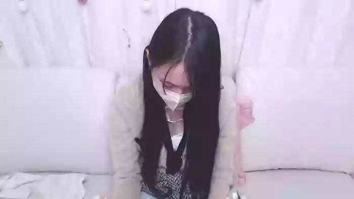 zxRURIxz