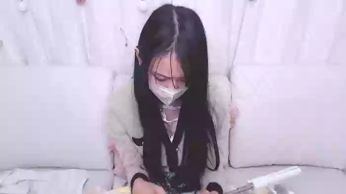 zxRURIxz