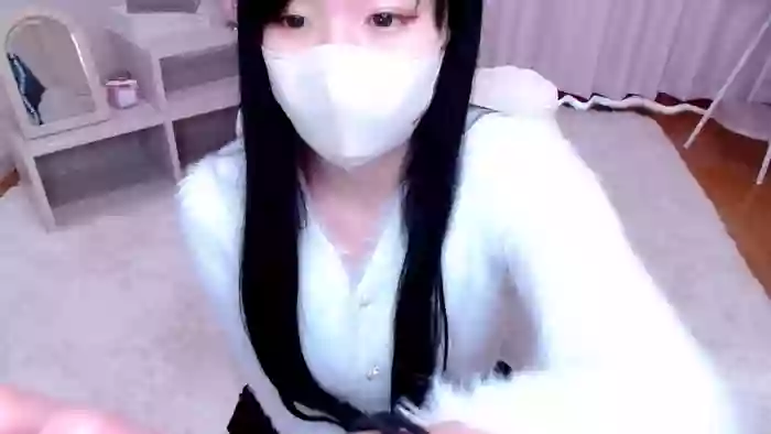 zxRURIxz