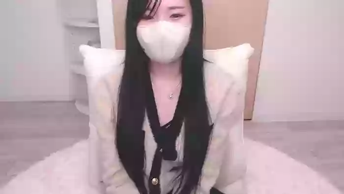 zxRURIxz