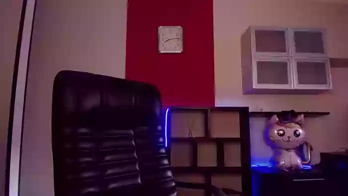QxxMoexxQ
