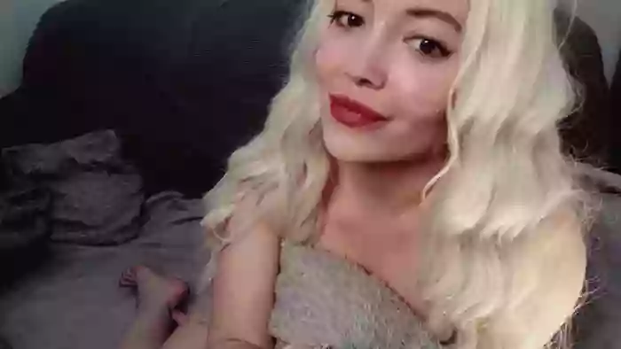 karolinaem_