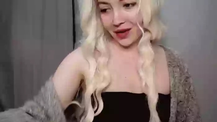 karolinaem_