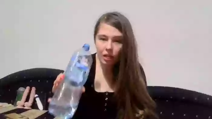 PodnieconaOna19_