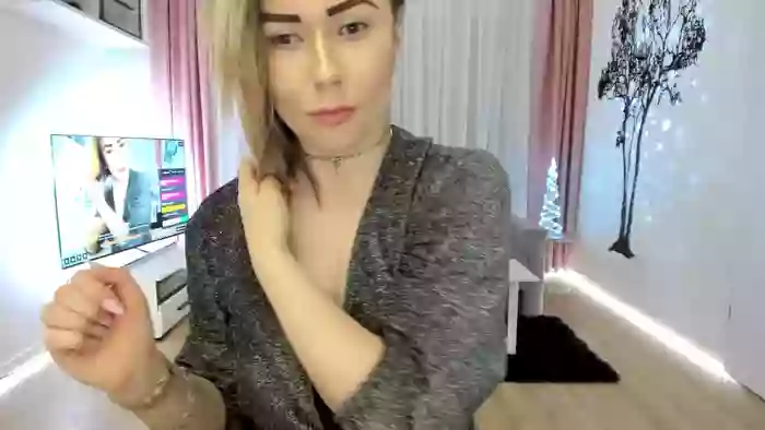PaulaLaFemmeFatale_
