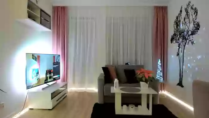 PaulaLaFemmeFatale_