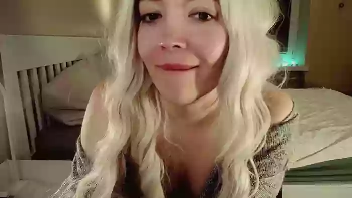 karolinaem_