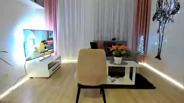 PaulaLaFemmeFatale_