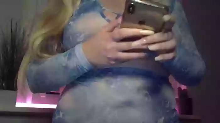 OliviaBayLive_