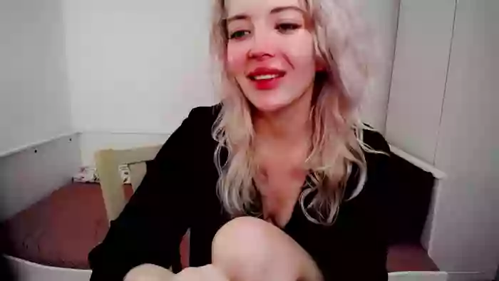 karolinaem_