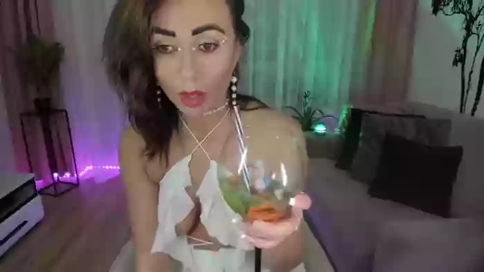 PaulaLaFemmeFatale