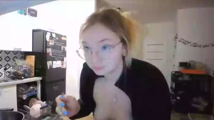 _Blondiebaby_