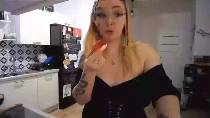 _Blondiebaby_